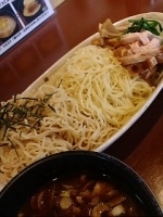 「夏季限定 煮干しと鰹の二種盛り 冷やしつけめん」@UNDER GROUND RAMENの写真