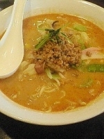 「からまろちゃんぽん（クーポン使用で550円）」@長崎ちゃんぽん リンガーハット 千葉海浜幕張店の写真