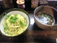 「なぶらつけめん （無料大盛り）」@らーめん なぶら 左入店の写真