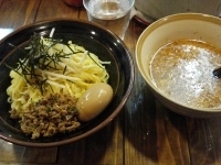 「塩つけ麺（月替わり?）+トロトロチャー丼（中）」@らあめん一撃 松戸駅前店の写真