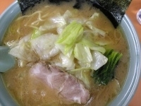 「キャベツラーメン（750円）」@梅浜亭の写真