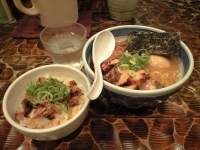 「特そば+肉ごはん」@中華そば しんの助の写真