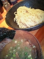 「濃厚魚介つけ麺+チャーシュー」@瞠 池袋店の写真