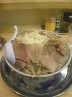 「ふじ麺（中盛）+小豚」@麺絆や 519の写真