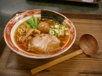 「手もみラーメン」@富士見食堂の写真