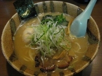 「味玉ラーメン（豚骨醤油）+青山風杏仁豆腐」@麺屋 青山 本店の写真