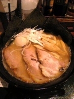 「特製中華そば」@つけめん 誉 大宮店の写真