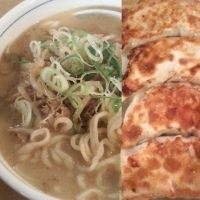 「味噌ラーメン（大）+餃子+ご飯（大）」@味の味噌一の写真