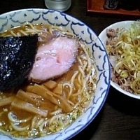 「ラーメン 700円+刻みチャーシュー丼 350円」@兎に角 松戸店の写真