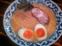 「味玉らー麺」@九段 斑鳩の写真