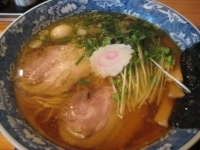 「極みの醤油」@彩色ラーメン きんせい 総本家 高槻栄町の写真