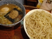 「燻玉つけめん （+大盛り）」@麺や 璃宮の写真