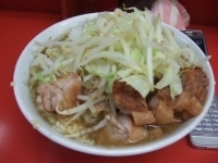 「小豚（ニンニクヤサイ） 700円」@ラーメン二郎 小岩店の写真