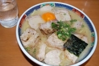 「中華そばチャーシュウ卵入り大盛り」@岡本中華 小松島本店の写真