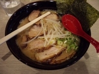 「しょうゆチャーシュー麺」@品の一の写真