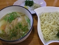 「鯛塩つけ麺（細麺で♪）￥700 味玉￥100」@ラーメン工房 幸福亭の写真