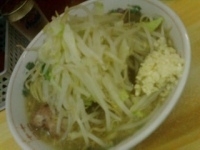 「小 ヤサイ ニンニク」@ラーメン二郎 品川店の写真