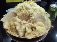 「大盛特チャーシューメン（ヤサイマシマシニンニクアブラ）+お茶割」@らぁめん 元気の源の写真