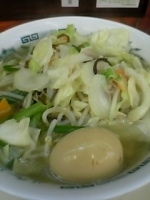 「野菜たっぷりタンメン（￥490）+味付玉子（￥50、半額クーポン」@日高屋 蒲田東口店の写真