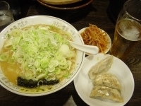 「ビールセット 1050円」@麻布ラーメン 芝浦店の写真