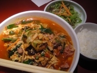 「ユッケジャンラーメン850円」@からくに家 芝大門店の写真