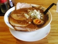 「豚骨醤油らーめん550円」@ちゃーしゅー屋の写真