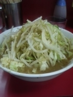 「小ラーメン（少なめ） カラメ+にんにく」@ラーメン二郎 桜台駅前店の写真