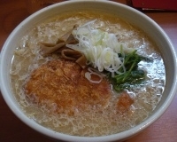 「とんかつ味噌らーめん+大盛+ライス（平日無料）」@札幌らーめん 北の大地の写真