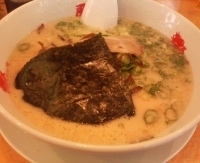 「とんこつラーメン400円（替玉ダブル、&茶飯）」@博多風龍 百軒店店の写真