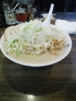 「醤油ラーメン野菜大め」@こってりらーめん 誉の写真