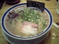 「ラーメン+替玉+赤オニ+ごはん」@博多長浜らーめん 田中商店の写真