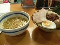 「うま辛つけ麺+全部のせ」@山勝角ふじ 新松戸店の写真