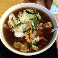 「一発ラーメン（油少なめ）（890円）」@一発ラーメン はしご屋 高崎店の写真