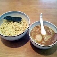 「味玉つけ麺（750円）大盛り（100円）=850円」@麺屋 スズケンの写真