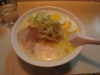 「牛乳ラーメン」@札幌ラーメンこぐまの写真