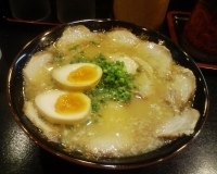 「チャー玉らーめん@替え玉」@博多奴の写真