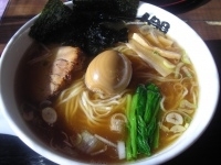 「醤油ら〜めん」@極らーめん 櫻座の写真