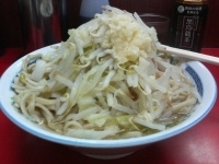 「小豚ニンニク」@ラーメン二郎 目黒店の写真