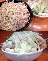 「麺マシ 大つけブタ 1100円 うずら5ケ 100円 ヤサイマシ」@ラーメン二郎 八王子野猿街道店2の写真