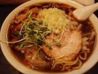 「じらい屋らぁめん（ニンニク）+とりたま」@ラーメン工房 じらい屋の写真