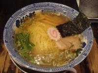 「塩らーめん」@くじら軒 横浜本店の写真