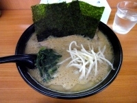 「らーめん」@てっぺん家 中山店の写真