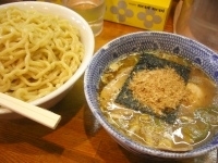 「燻たまつけめん大盛り（100g）950円」@麺や 璃宮の写真