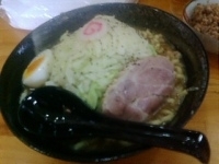 「ごじ麺+大盛り+豚ほぐし」@中華そば・特製もりそば 満帆 伊勢崎店の写真