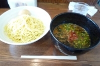 「黒つけ麺+味玉付 850円（ランチサービスで中盛）」@らーめん次男坊の写真