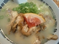 「炙り鶏チャーシュウ麺（780円）」@太陽のトマト麺 錦糸町本店の写真