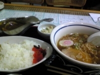 「カレーセット（半ラーメン+半カレー）」@ワープ116の写真