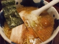 「節骨こってり味玉らーめん（780円）」@節骨麺たいぞう 三軒茶屋店の写真