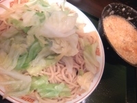 「燕三条系つけ麺 800円 ダブル 150円 キャベツ 50円」@煮干 丸めの写真