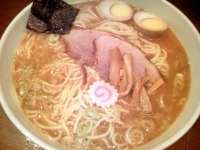 「玉子ラーメン 800円 中盛（550グラム） 100円」@東池袋大勝軒 南池袋店の写真